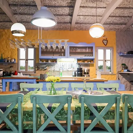 Pequena Perla * Poljica (Zadar)