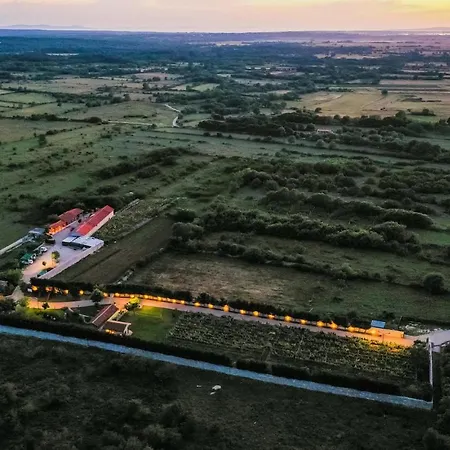 Pequena Perla Casa de Férias Poljica (Zadar)