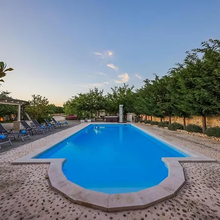 Pequena Perla Casa de Férias Poljica (Zadar)